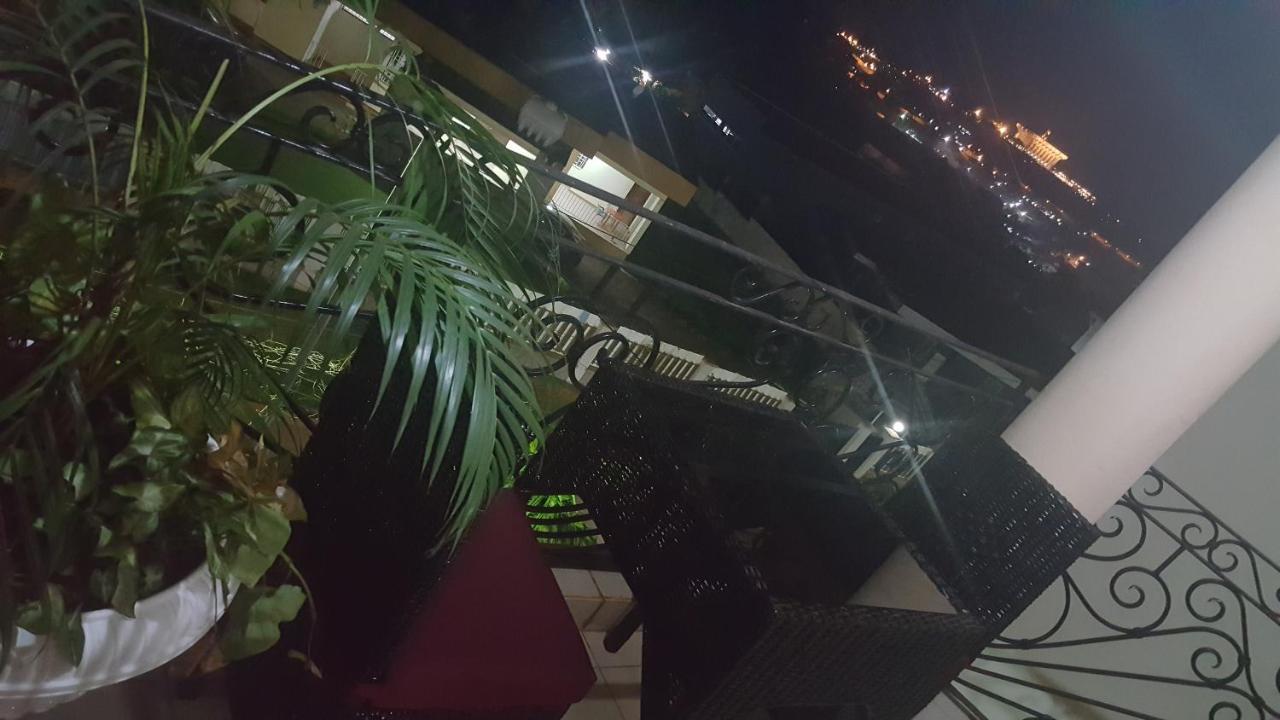 Residences Hotelieres Micheline Et Emile Bastos Yaounde Exterior photo
