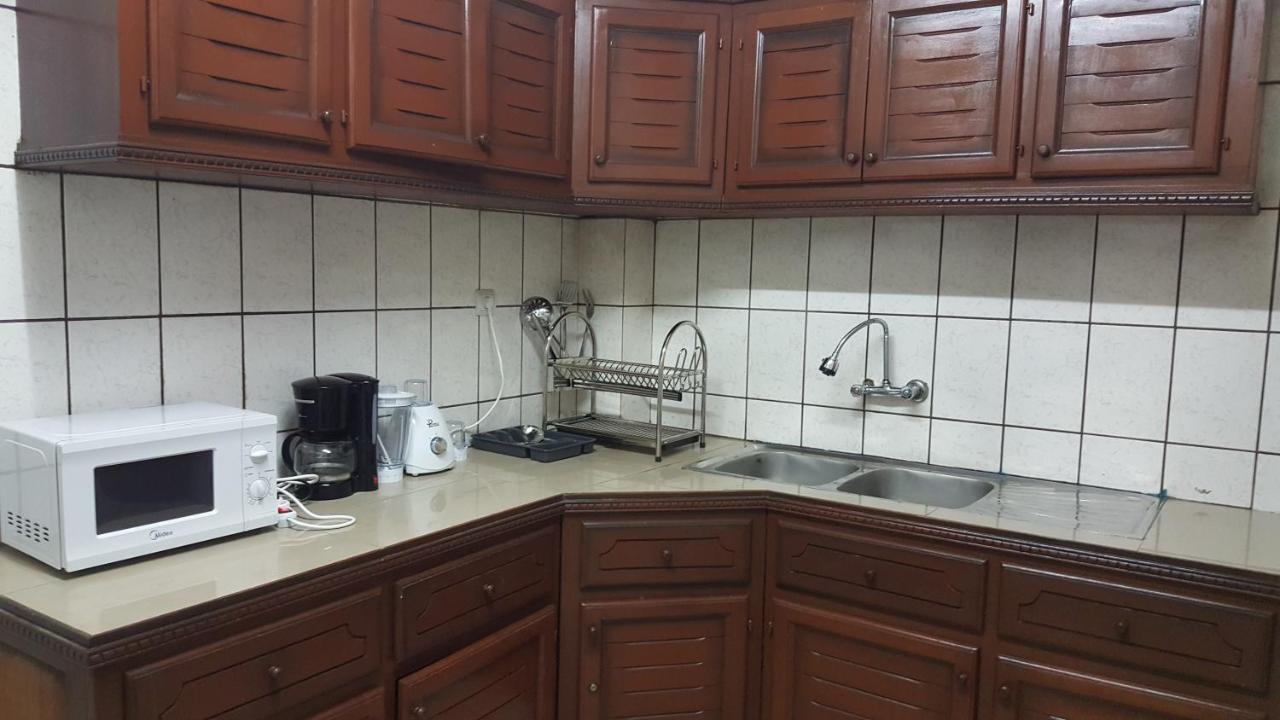 Residences Hotelieres Micheline Et Emile Bastos Yaounde Exterior photo